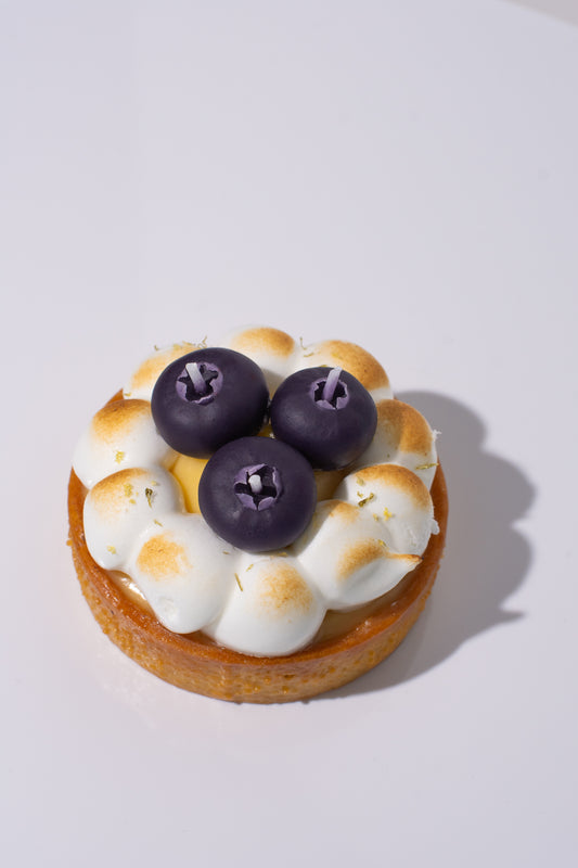 Blueberry beeswax candle for fruit-inspired home décor
