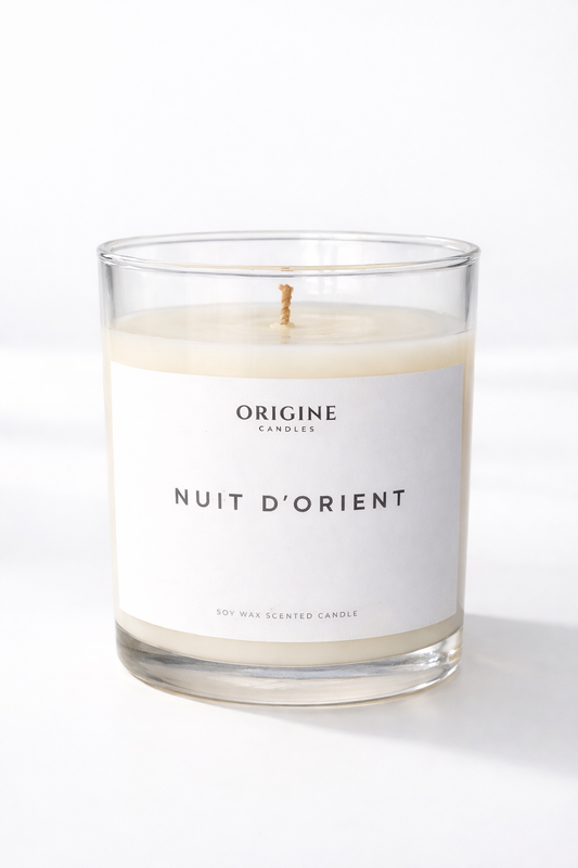 Premium home fragrance candle with sweet vanilla and woody amber scent for relaxing evenings