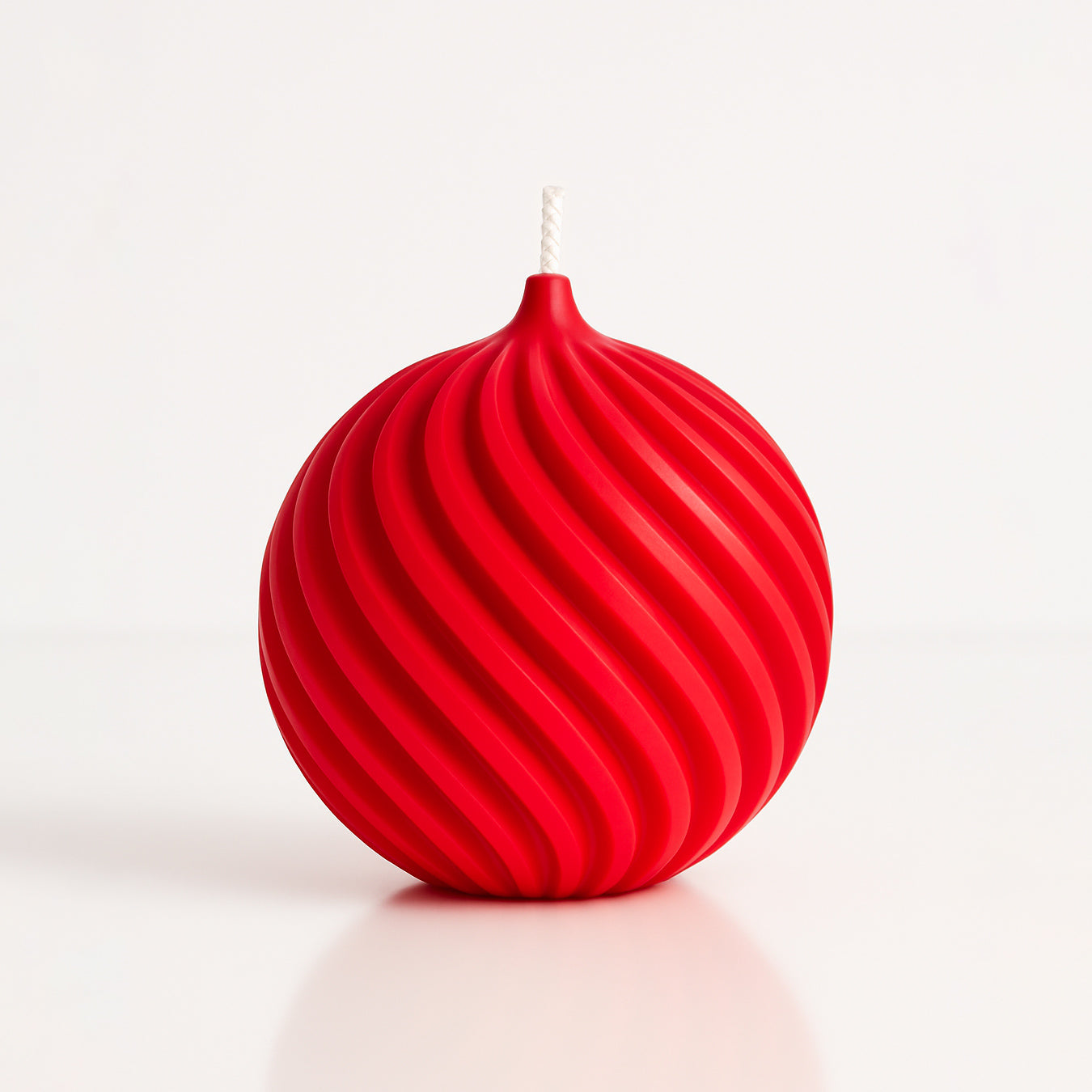 Christmas Bauble Beeswax Candles – Limited Edition Holiday Decor